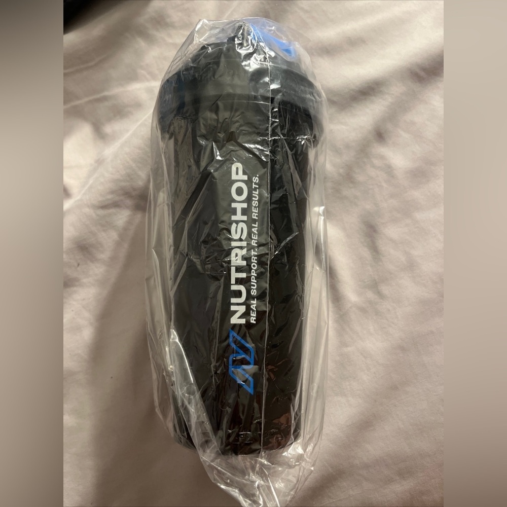 Nutrishop Shaker Bottle 25 Fl Oz Eaxh